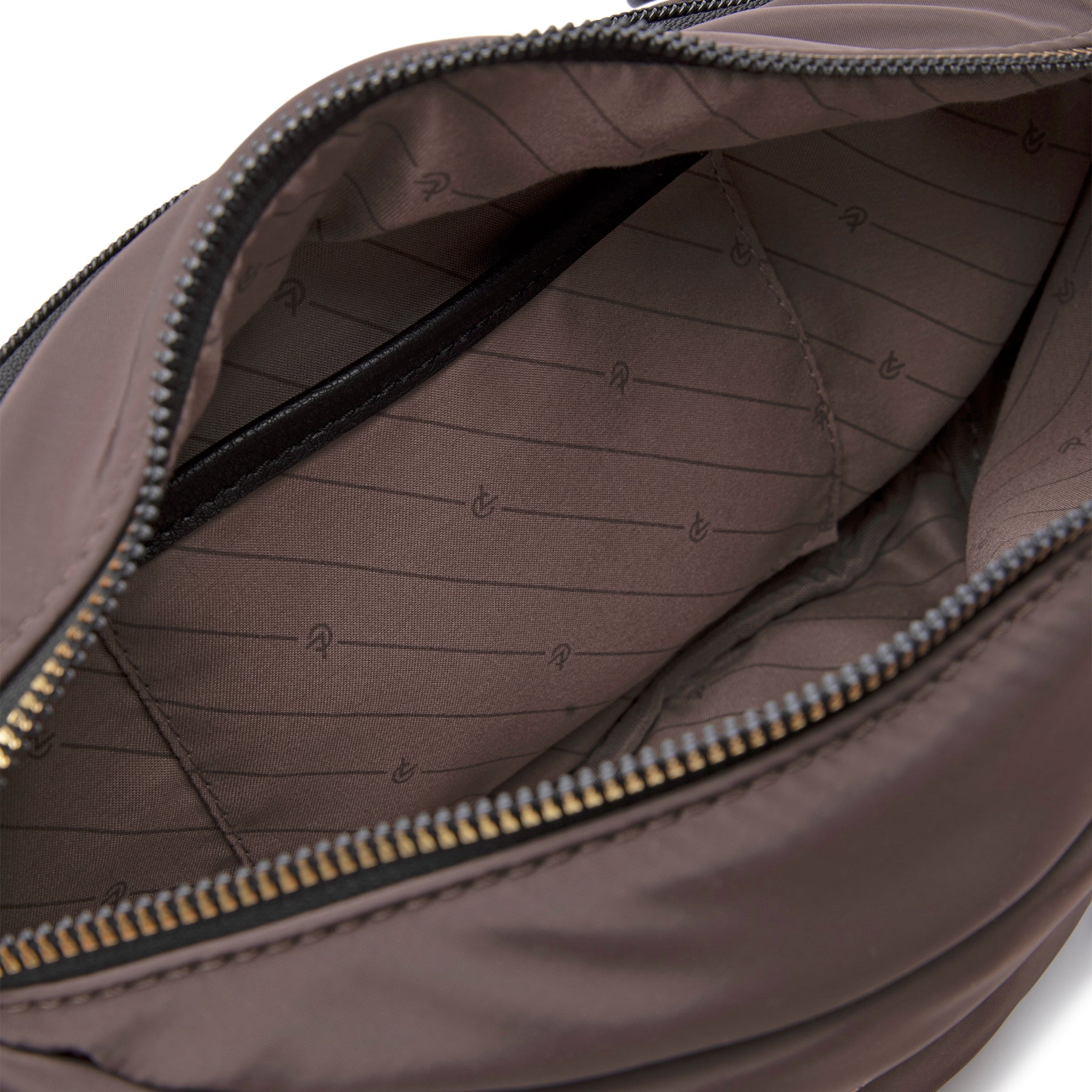 Phelina Umhängetasche dark taupe