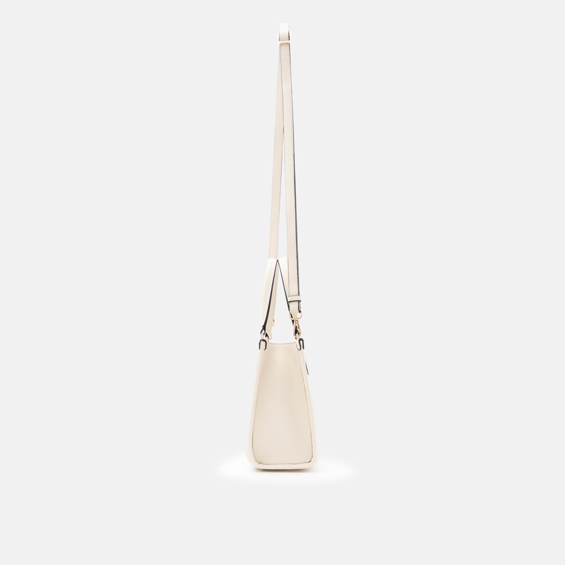 resa-henkeltasche-creme