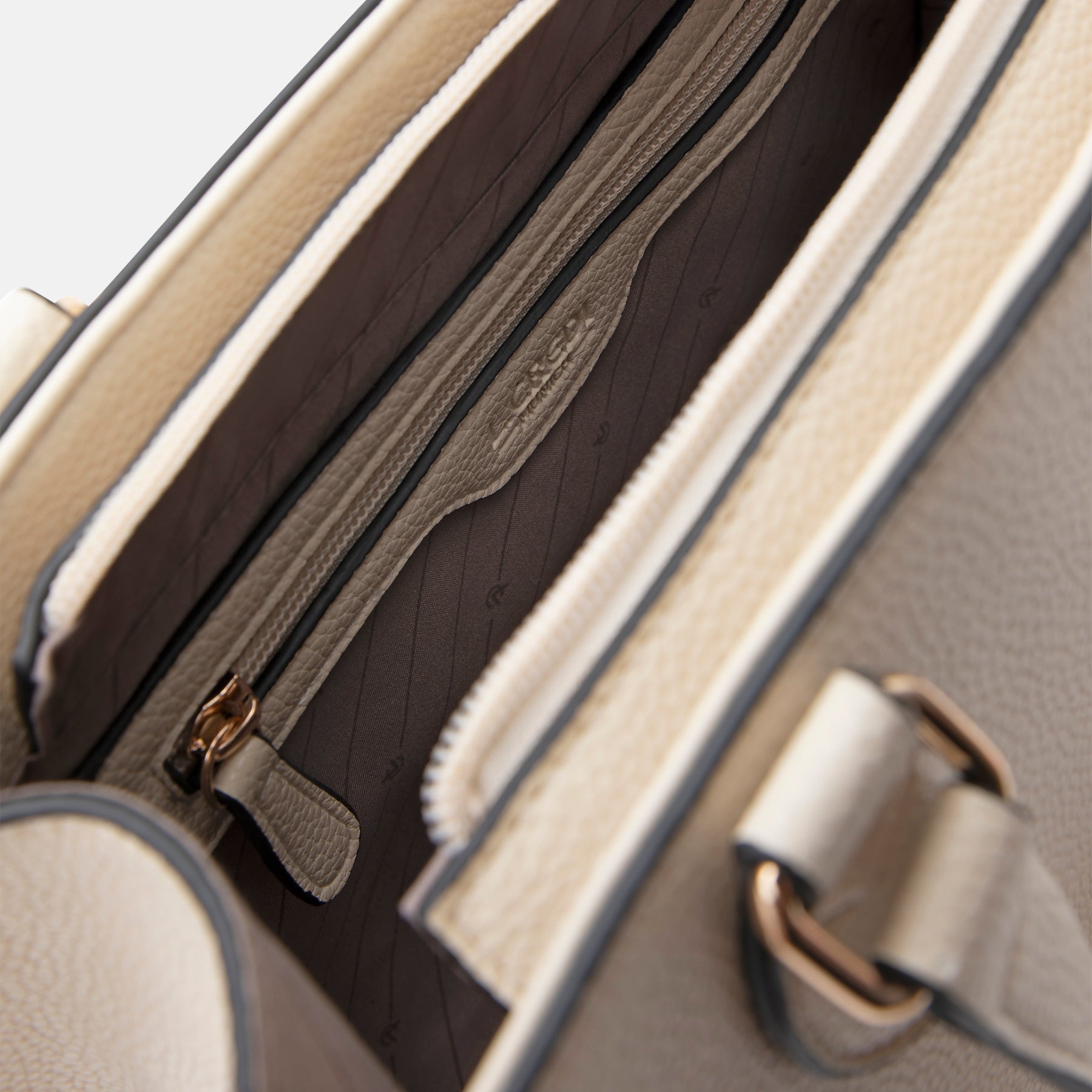 resa-henkeltasche-creme