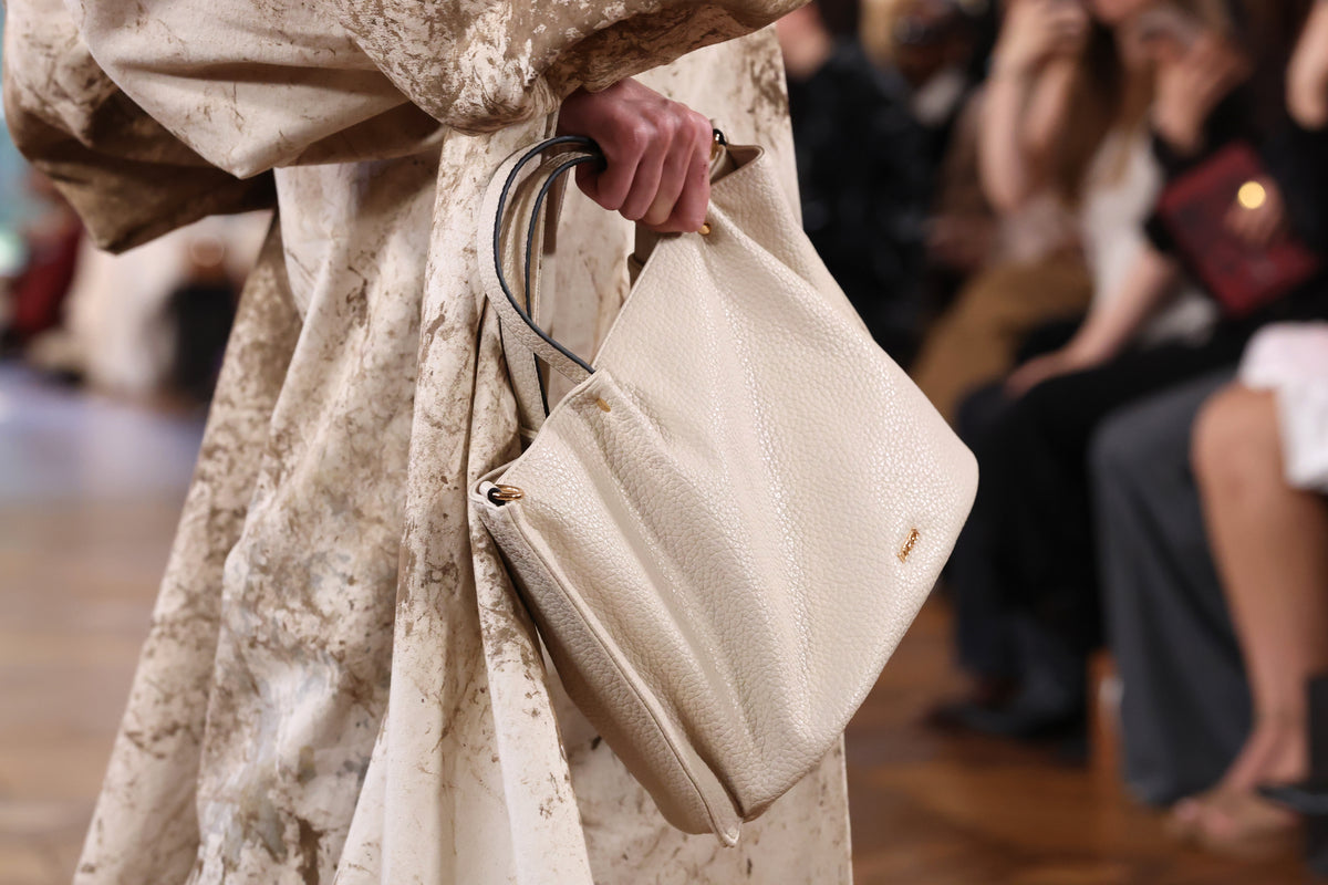 Henkeltasche white sand Raila Serie