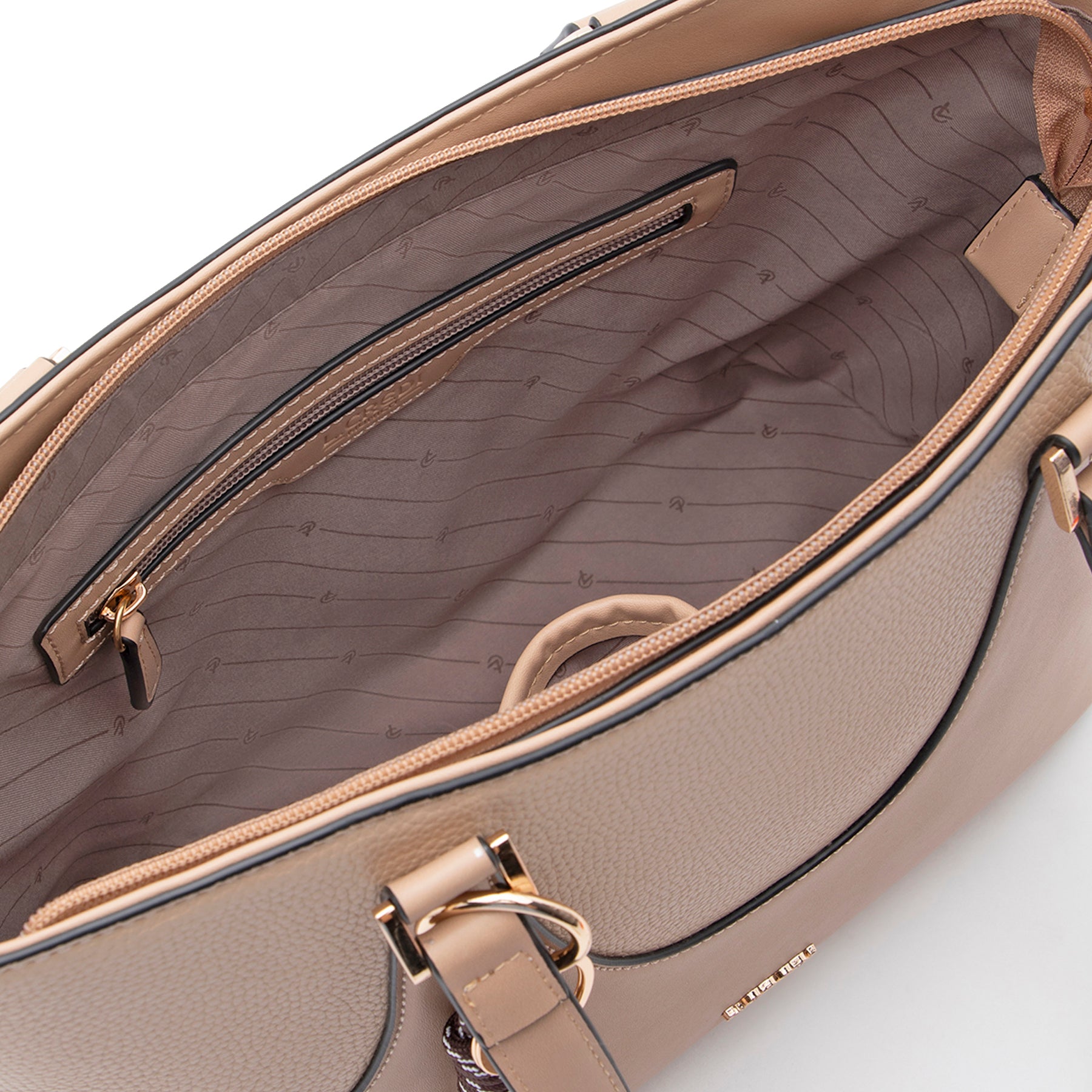 Roberta Shopper desert sand