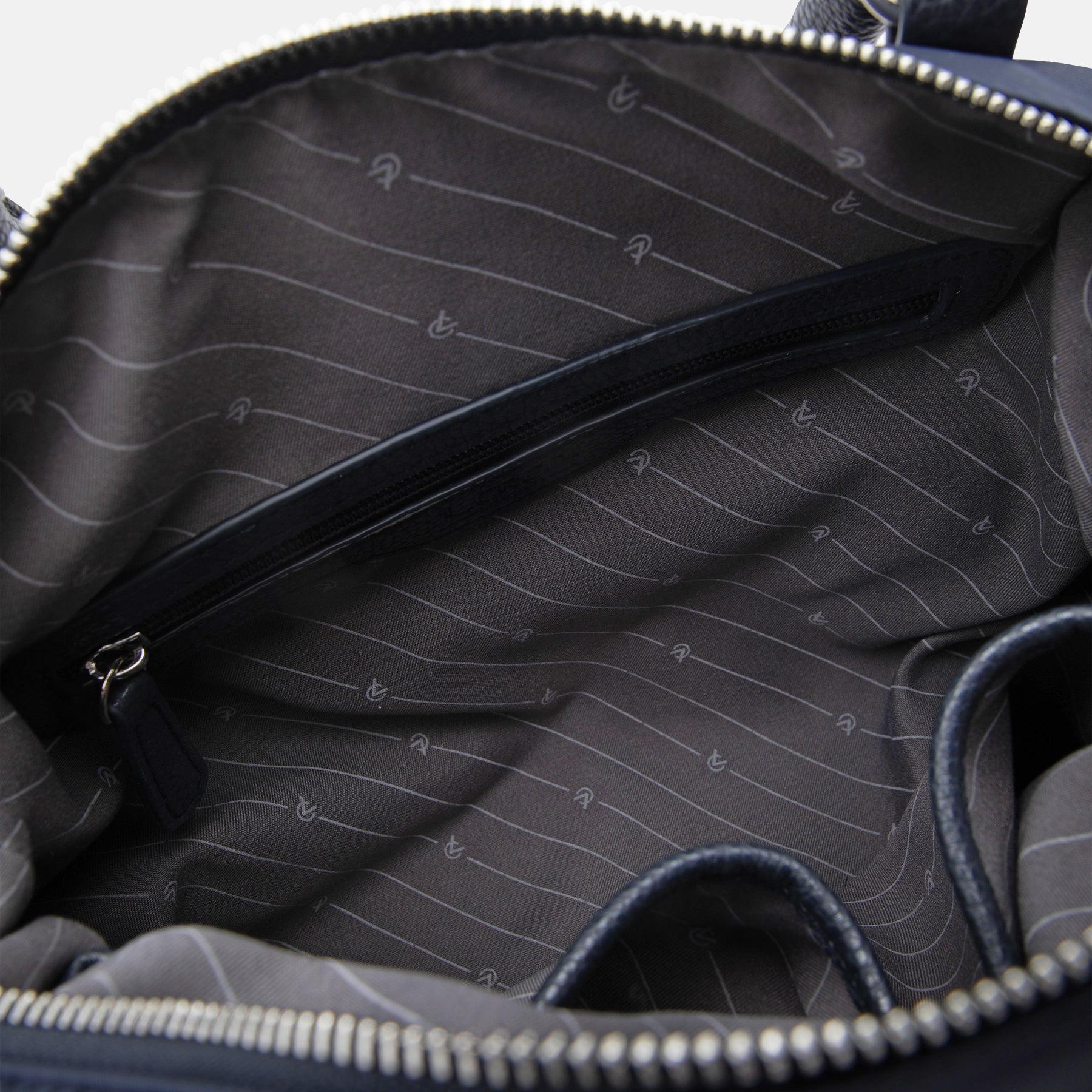 Stravel Henkeltasche marine - L.Credi Munich